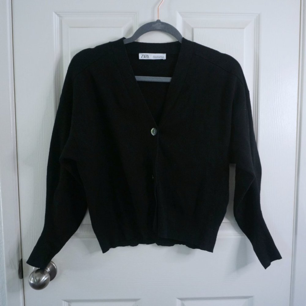 Zara button-up cardigan in black ribbed knit